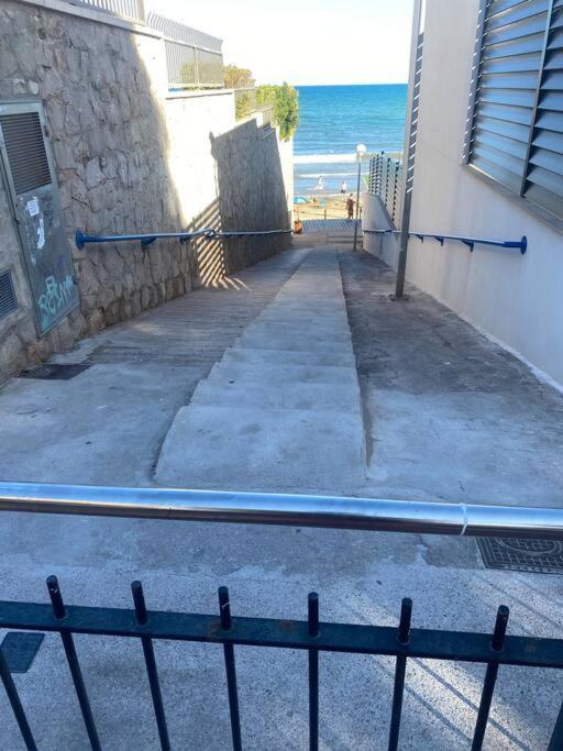 Primera Linea De Playa, Vistas Al Mar Benicassim Exterior photo